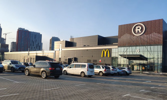 ТОРГОВО-РОЗВАЖАЛЬНИЙ ЦЕНТР RETROVILLE